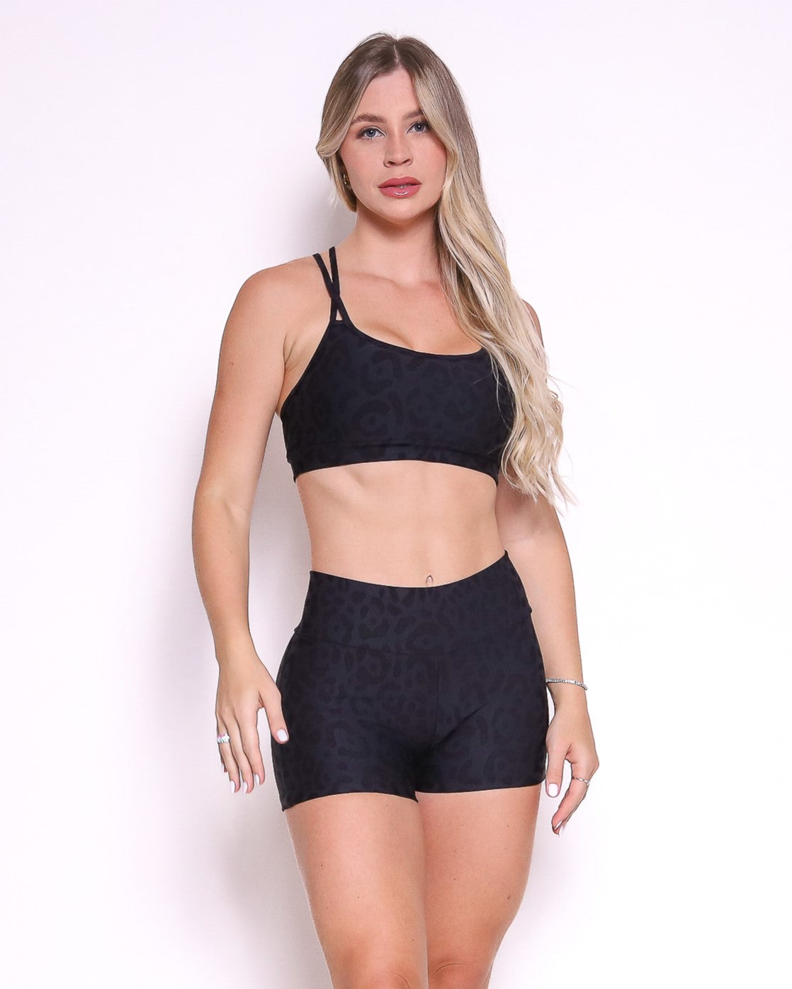 Conjunto Abbry Onça